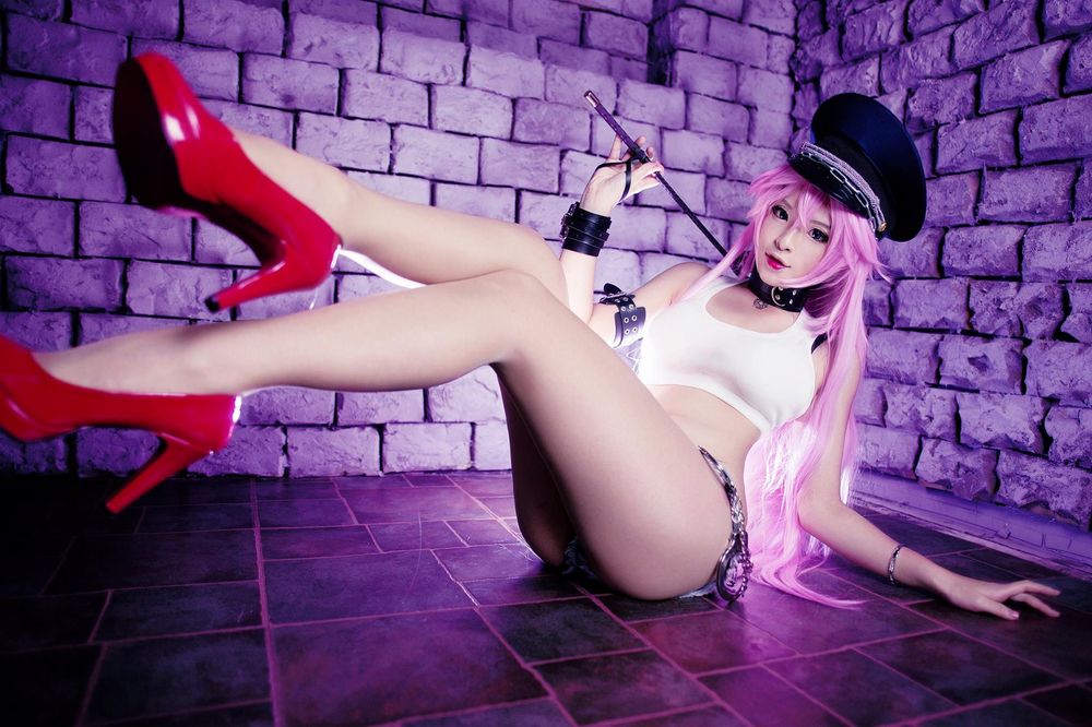 14 Street Fighter Poison.jpg 14 Street Fighter Poison.jpg